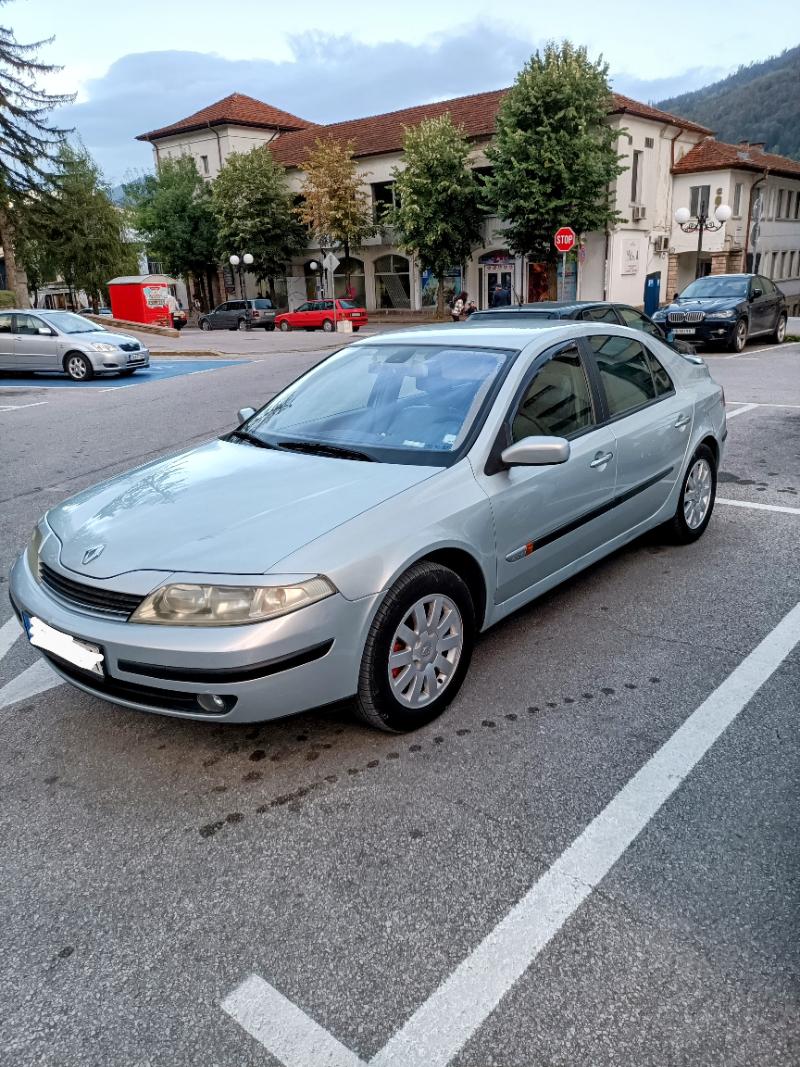 Renault Laguna 2.0 16V - изображение 7