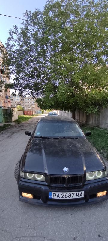 BMW 318 1.8  - изображение 5