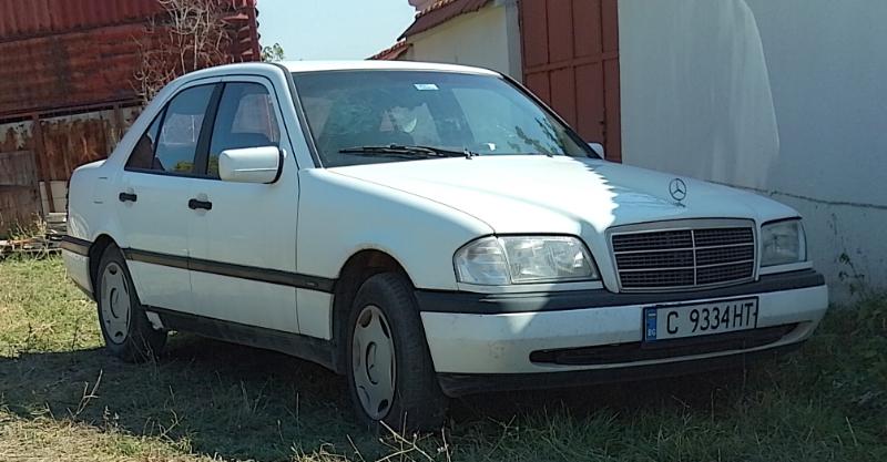 Mercedes-Benz 200  - изображение 1