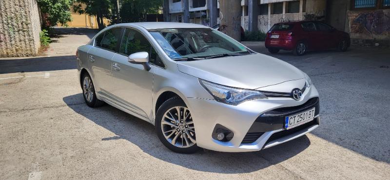 Toyota Avensis 2.0 D - изображение 2