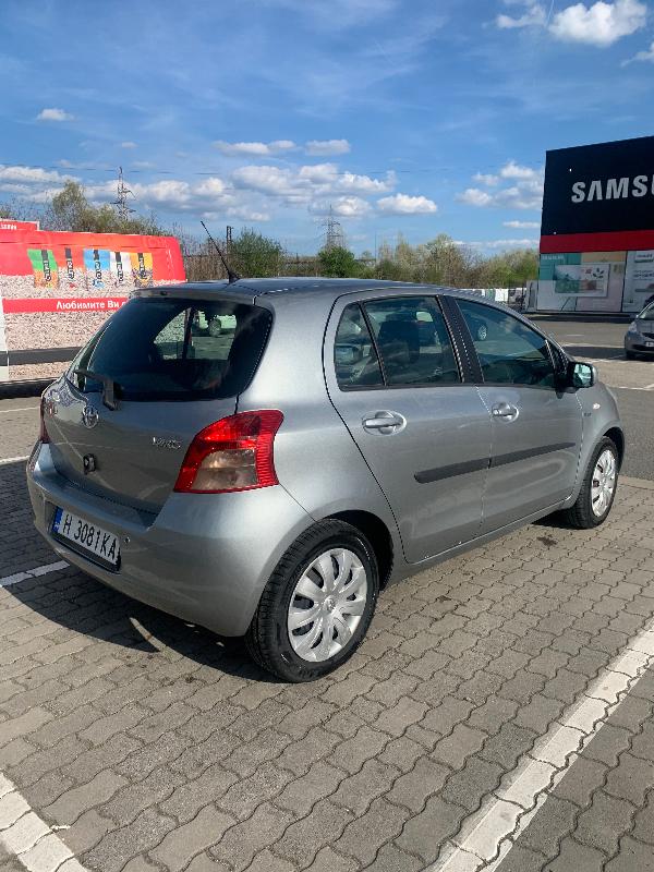 Toyota Yaris 1.4 d - изображение 2