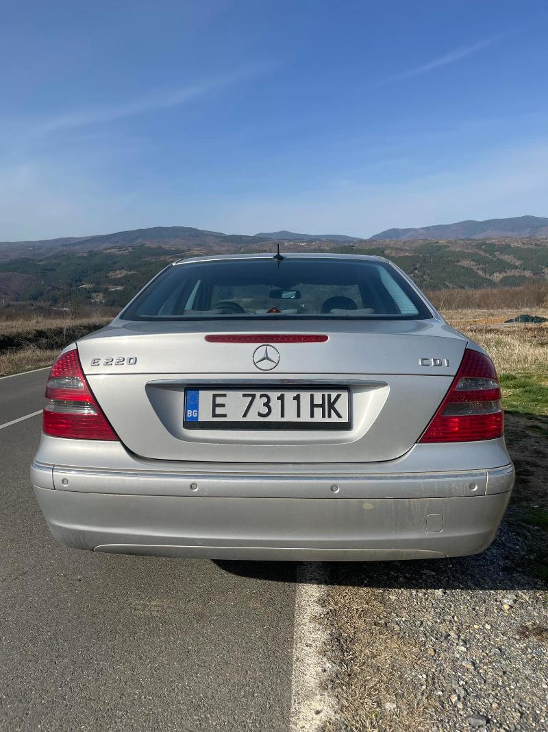 Mercedes-Benz E 220 2.2 TDI - изображение 2