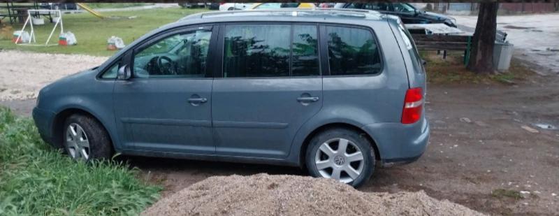 VW Touran 2 tdi - изображение 3