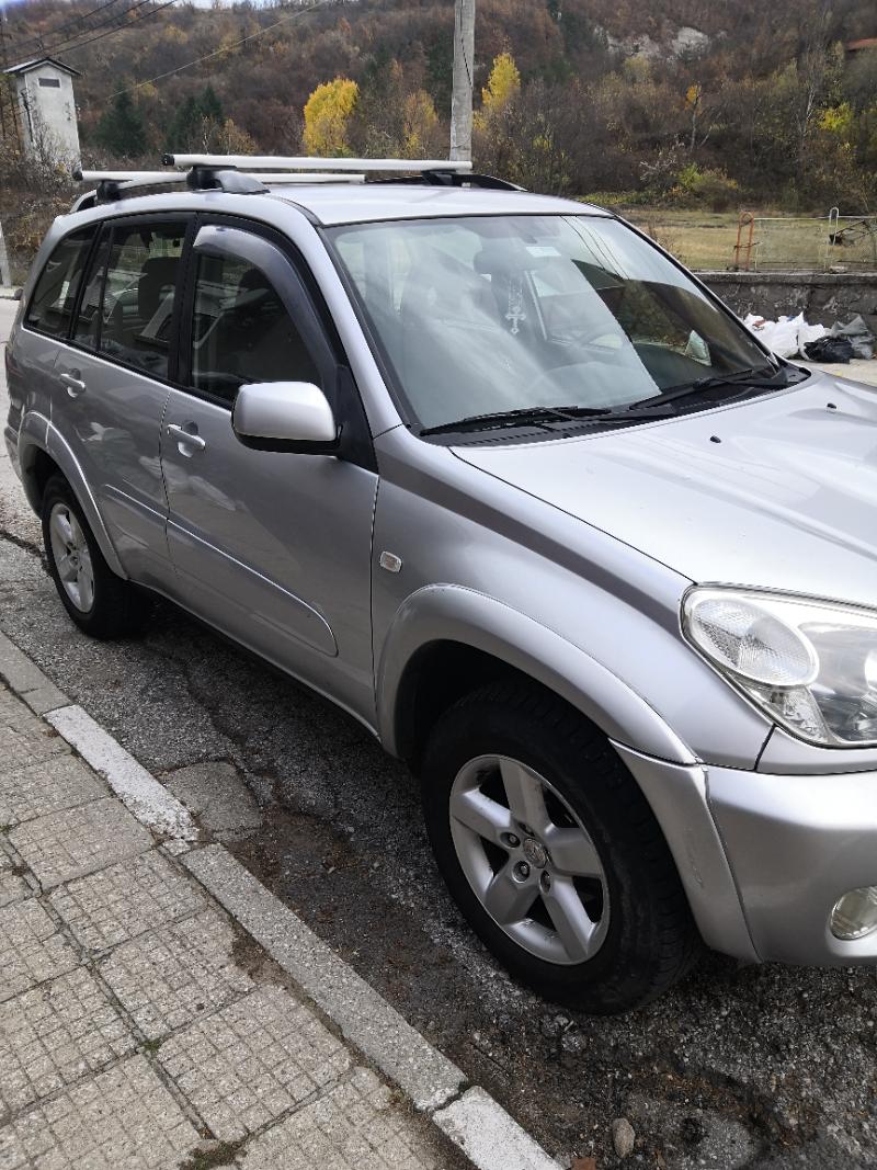 Toyota Rav4 2.0 D4D - изображение 6