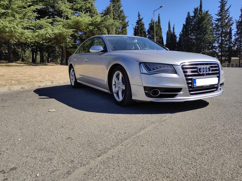 Audi S8 4.0 TFSI - изображение 6