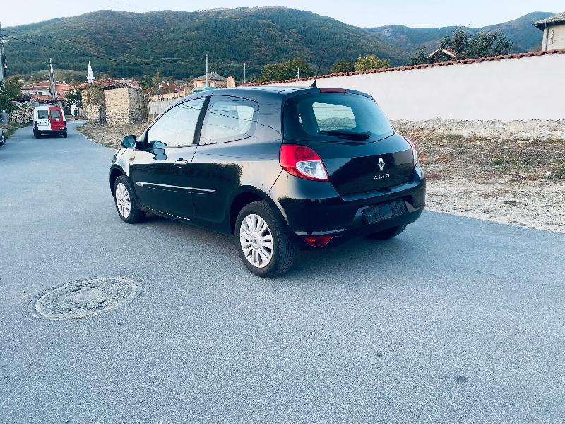 Renault Clio 1.2i Обслужена  - изображение 7