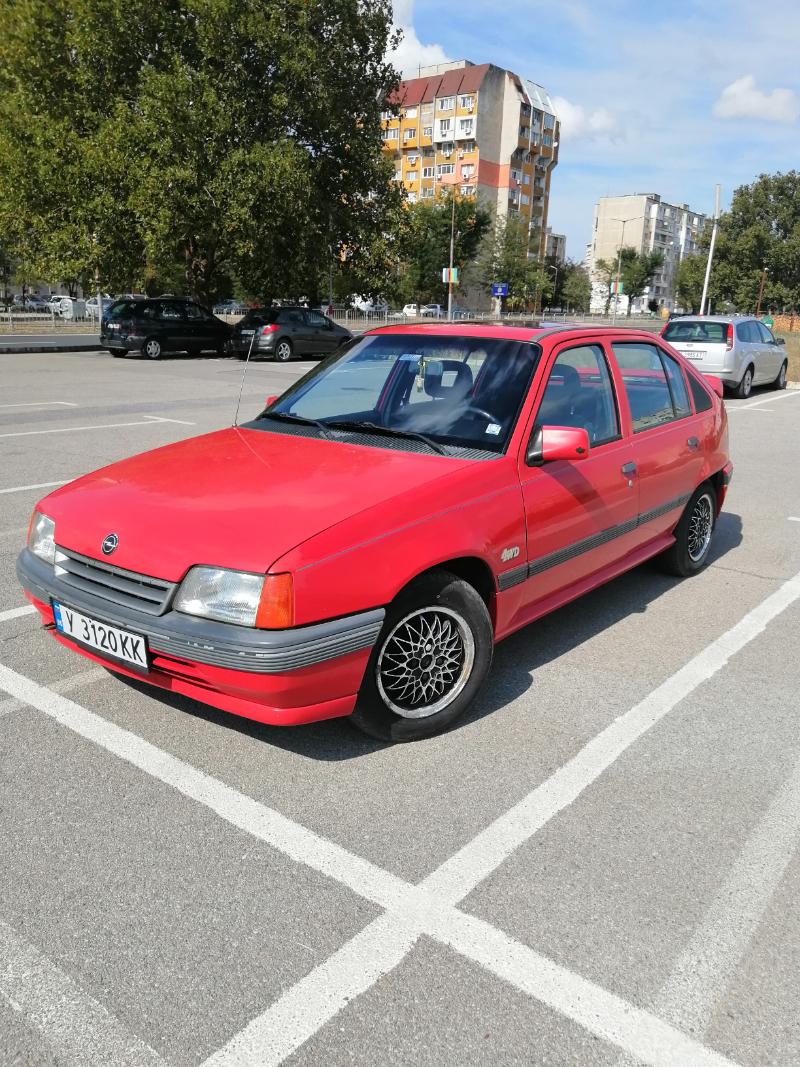 Opel Kadett 1.4 - изображение 6