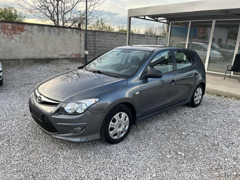 Hyundai I30 1.6CRDI-6 - изображение 2