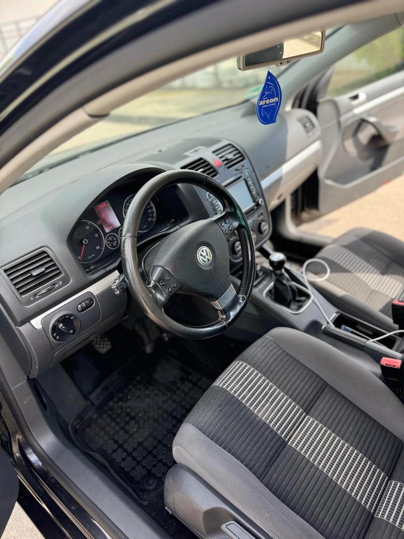 VW Golf 2.0 TDI - изображение 9