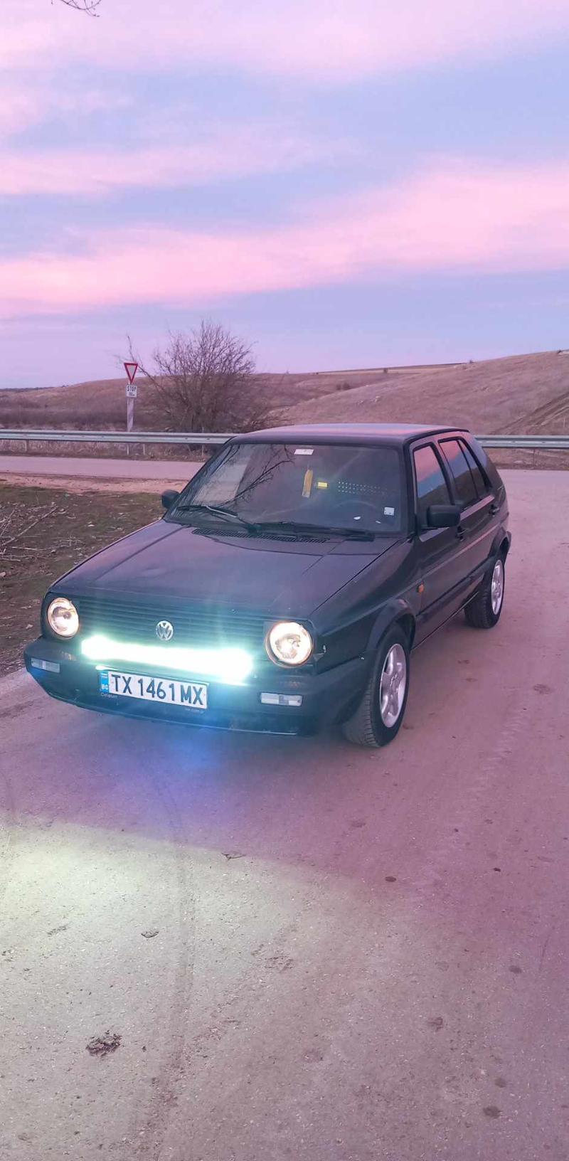 VW Golf 1.6 Газ-бензин - изображение 6