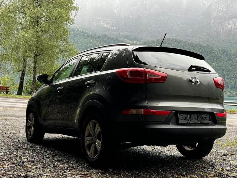 Kia Sportage 2.0 CRDI - изображение 5