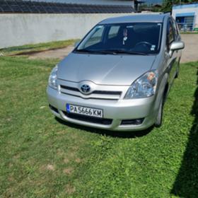 Toyota Corolla verso 2.2 136kc