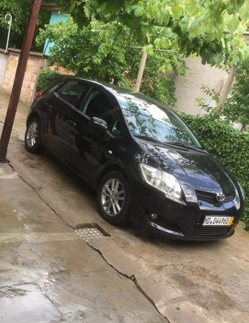 Toyota Auris 2.0D - изображение 3