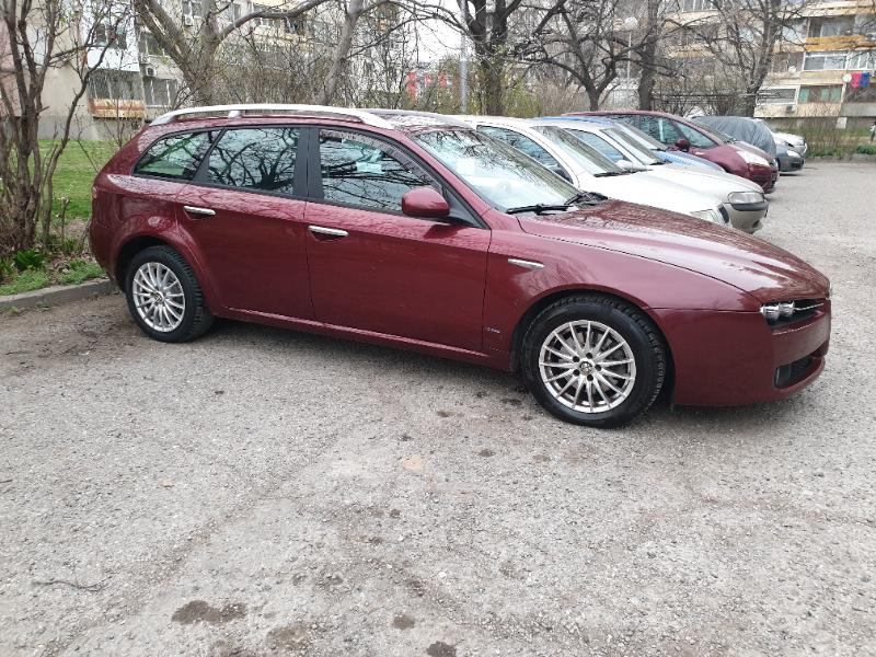 Alfa Romeo 159 sportwagon 1,9JTD - изображение 5