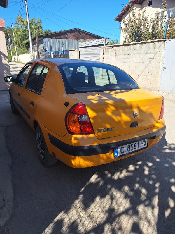 Renault Clio 1.4 16V Газ-бенз - изображение 3