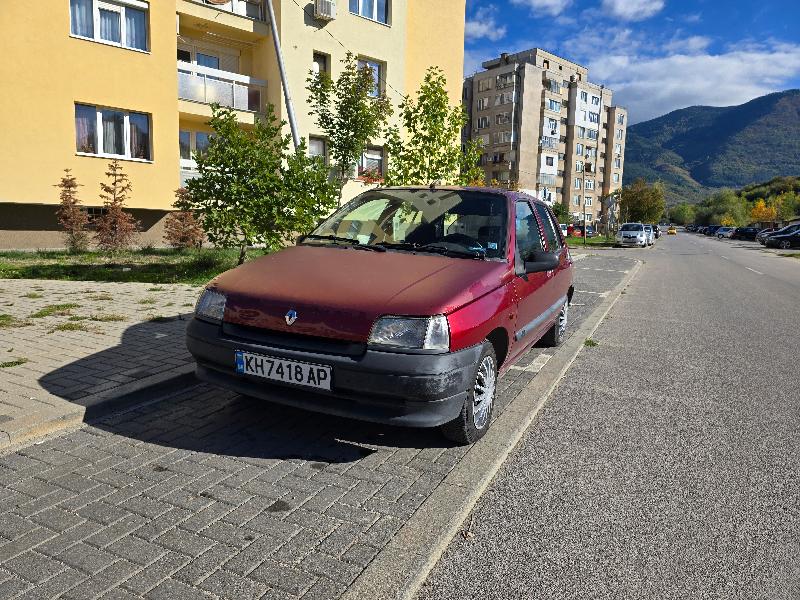 Renault Clio 1.4 - изображение 2