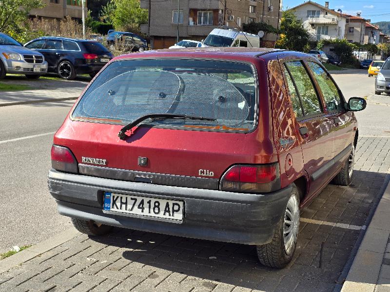 Renault Clio 1.4 - изображение 4