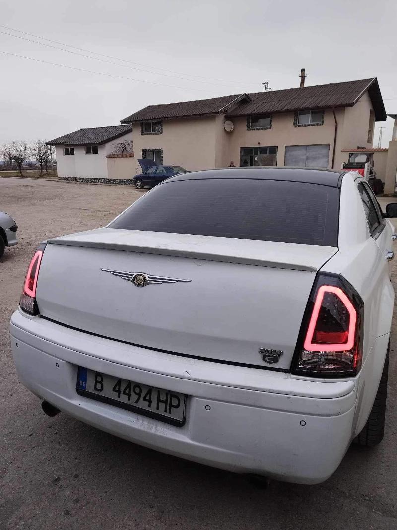 Chrysler 300c 3.0 - изображение 2