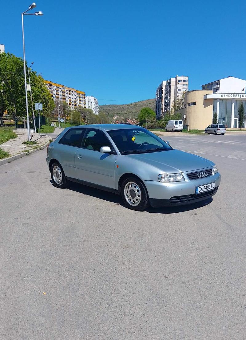 Audi A3 1.8 - изображение 2