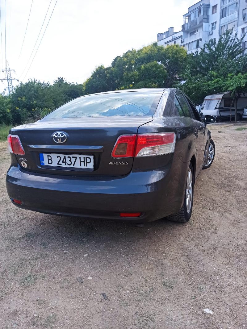 Toyota Avensis 2.0 - изображение 3