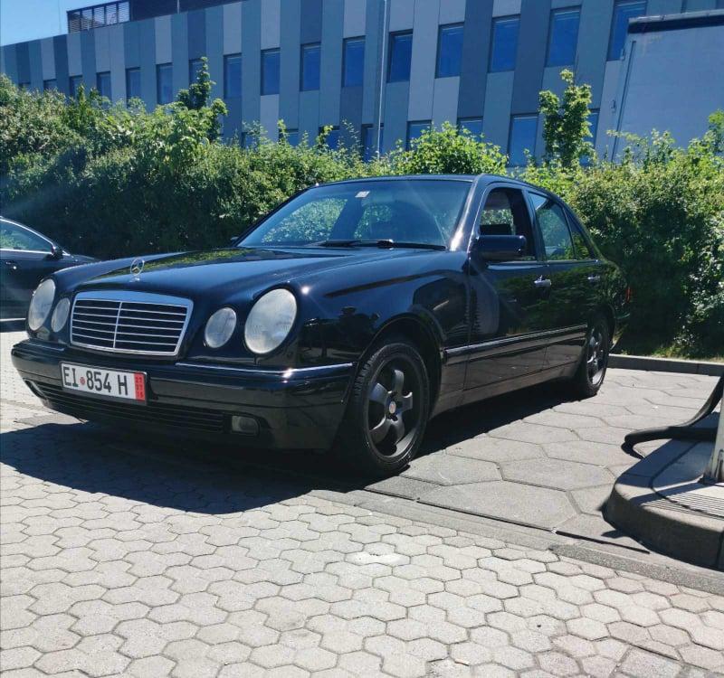 Mercedes-Benz E 300 3.0тд 177к.с - изображение 1