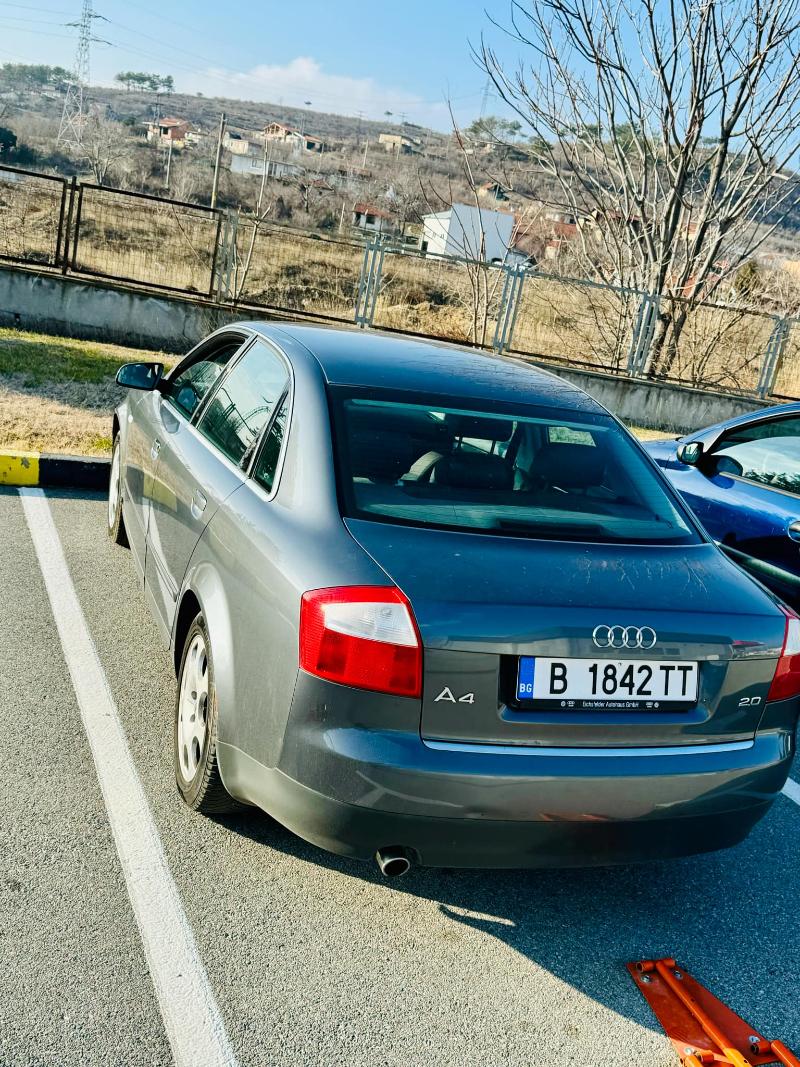 Audi A4 2.0 - изображение 4