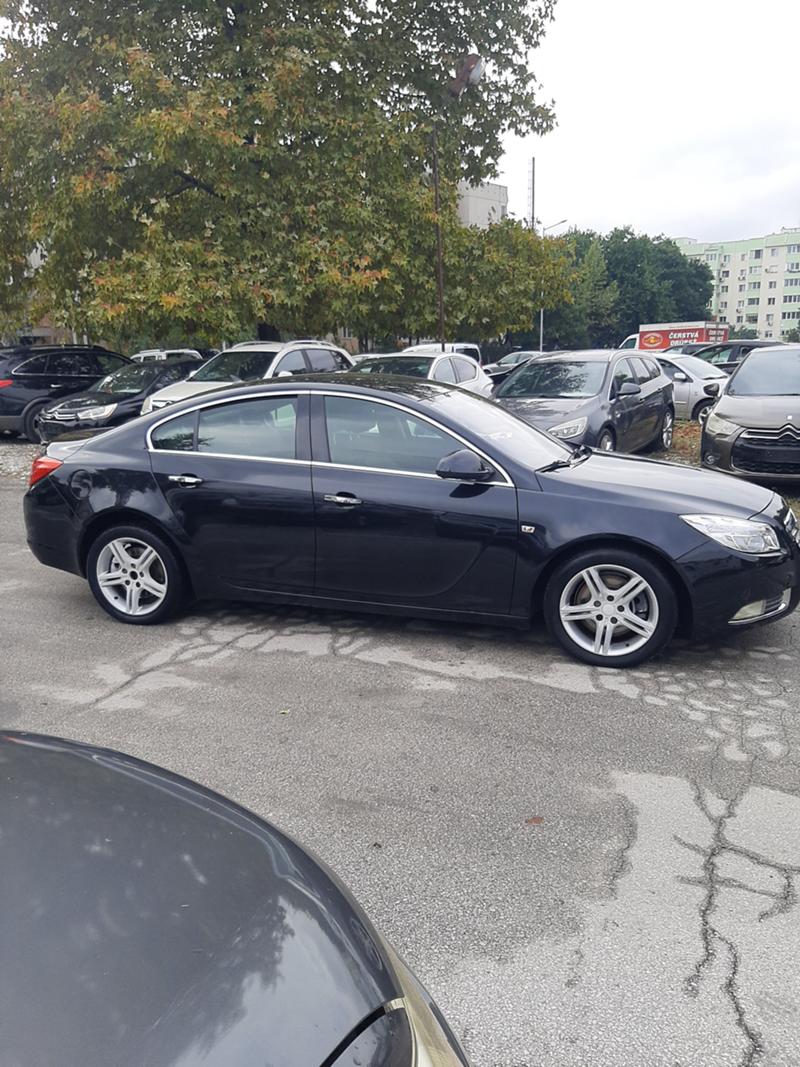 Opel Insignia 20 сдти автомат - изображение 8