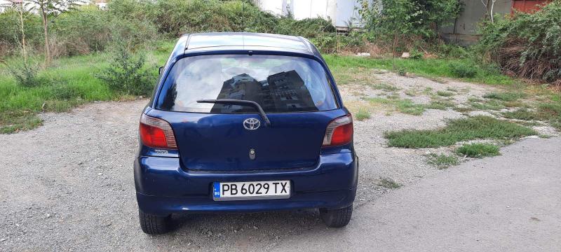 Toyota Yaris 1.0 - изображение 9