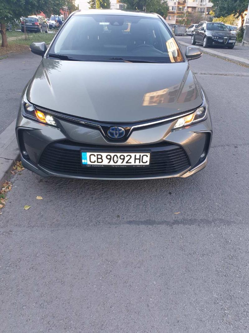 Toyota Corolla 1,8 Hybrid - изображение 2