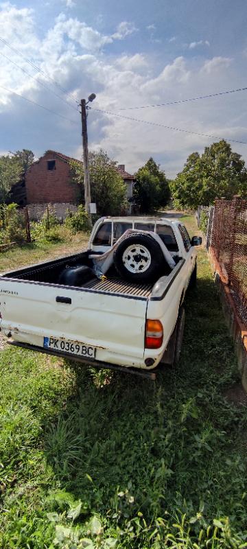 Mitsubishi L200 2.5 TDI - изображение 3