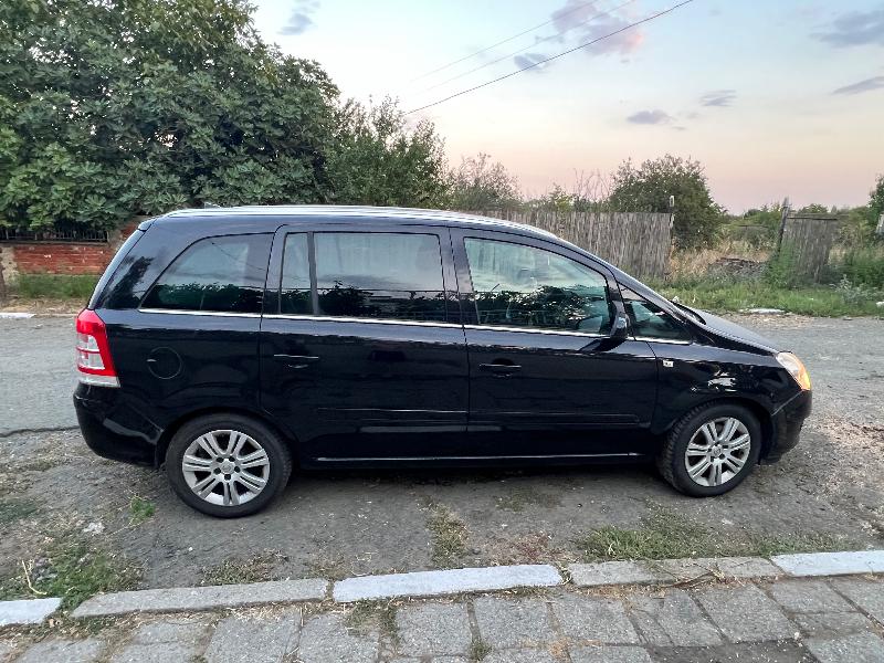 Opel Zafira  - изображение 10