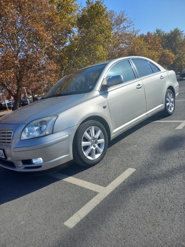 Toyota Avensis 2.0 116 - изображение 10