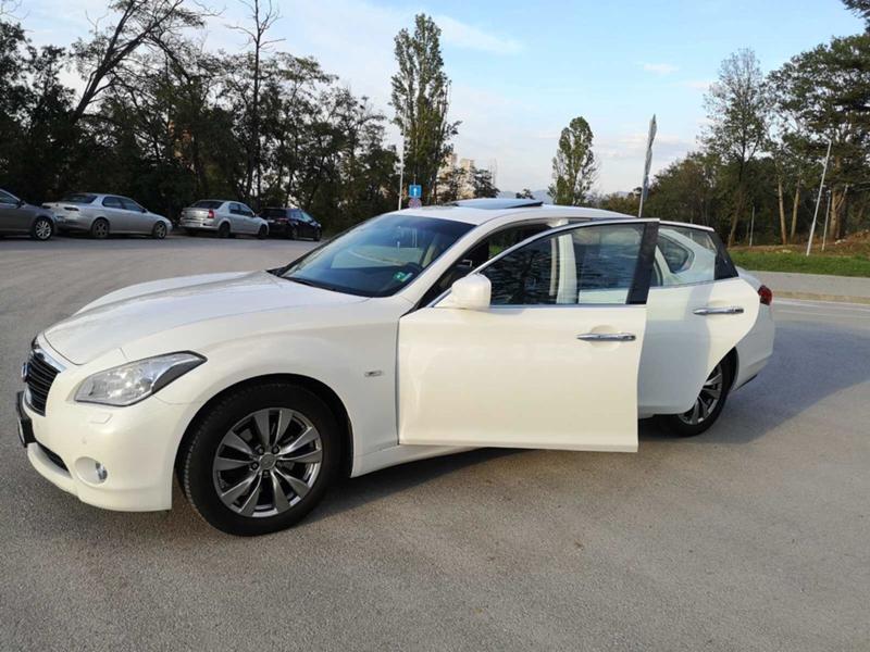 Infiniti M 35h - изображение 7