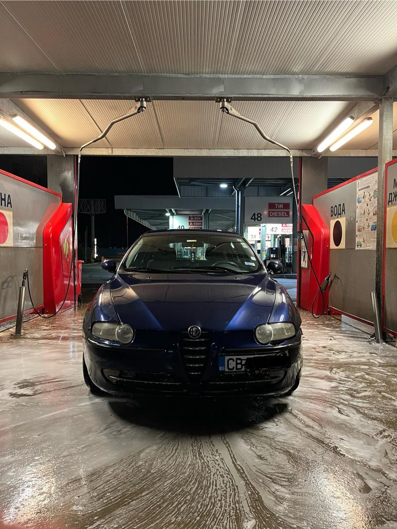 Alfa Romeo 147 TwinSpark 1.6 16 - изображение 1