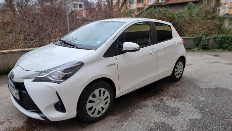 Toyota Yaris  - изображение 2