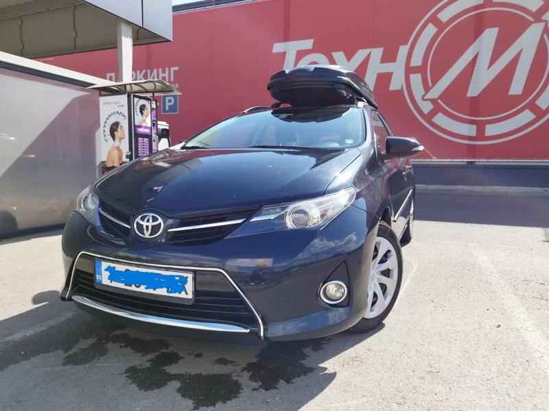 Toyota Auris Touring Sport - изображение 2