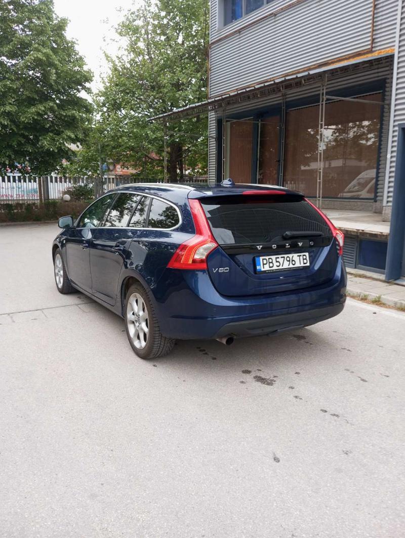 Volvo V60  - изображение 2