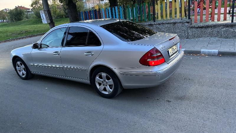 Mercedes-Benz E 320  - изображение 6