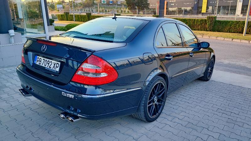 Mercedes-Benz E 500  - изображение 5