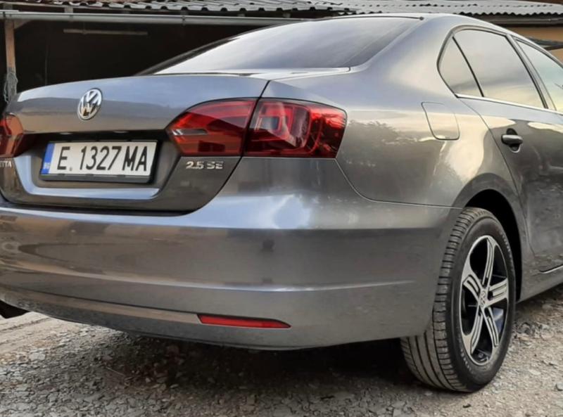 VW Jetta 2.5 SE - изображение 2