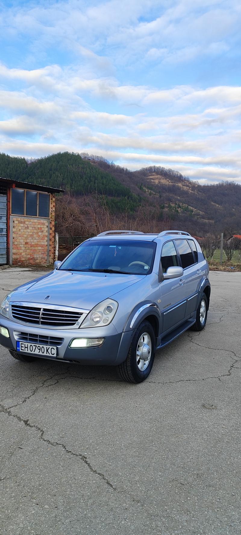 SsangYong Rexton 2.7 - изображение 3