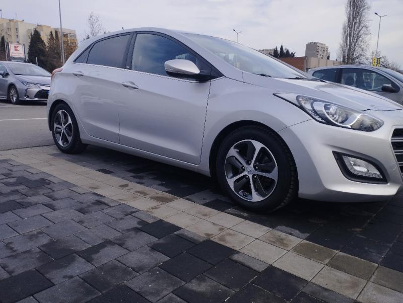 Hyundai I30 1.6 CRDI - изображение 3