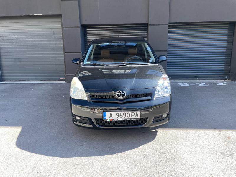 Toyota Corolla verso 1.8 VVT-I *ГАЗ* - изображение 3