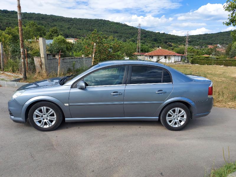 Opel Vectra 1.9 CDTI 150 к с - изображение 7