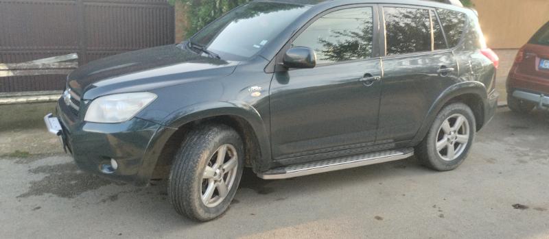 Toyota Rav4 2,2 - изображение 3