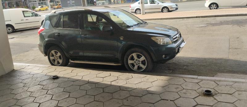 Toyota Rav4 2,2 - изображение 8