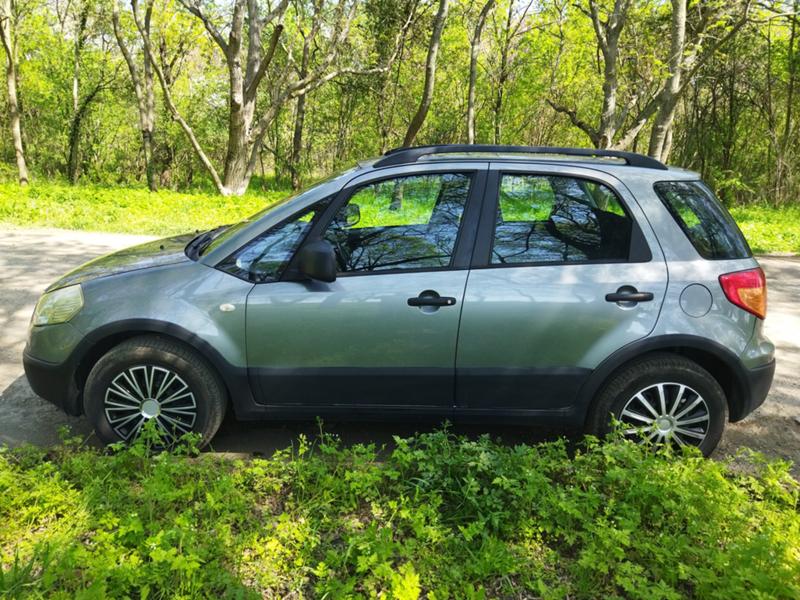 Fiat Sedici 1.9 Multijet 4x4 - изображение 6