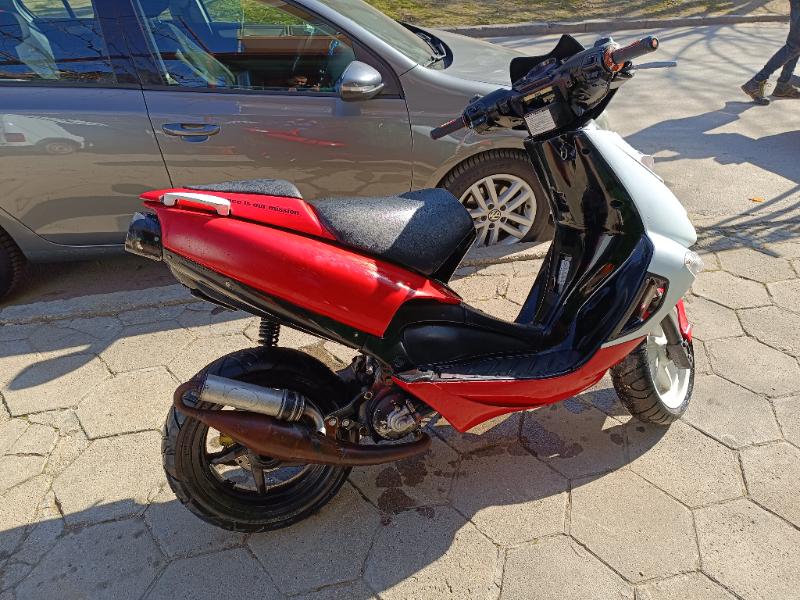 Aprilia Sr  - изображение 5