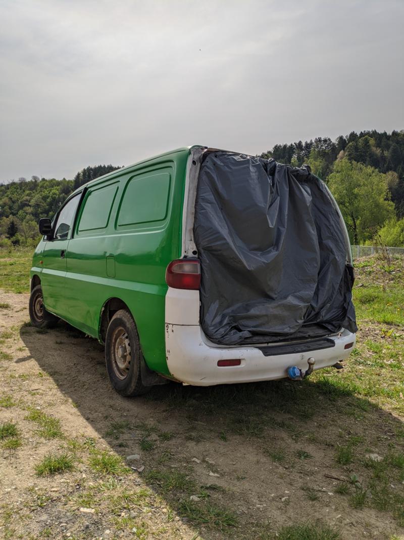 Hyundai H1 2.5TD - изображение 5