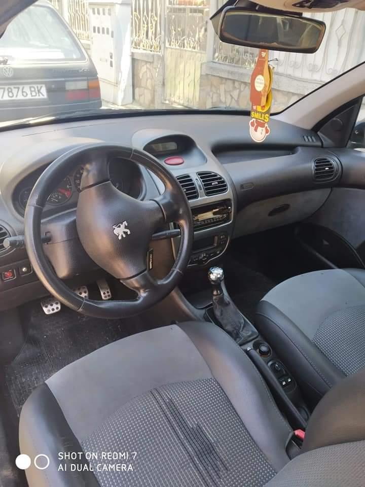 Peugeot 206 2.0 - изображение 6